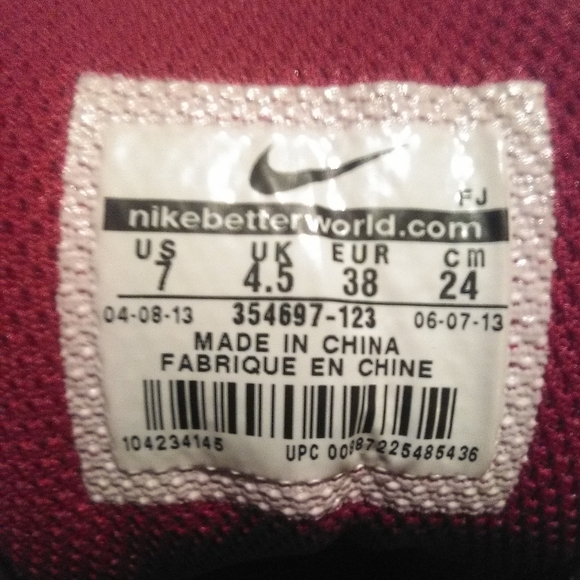 💕NWOB Nike 354697-123 "Rare"Sweet Classic Hi Tops - Picture 7 of 7